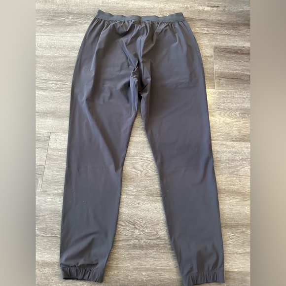 Brand New Gymshark Studio Joggers Onyx Grey - Picture 2 of 2